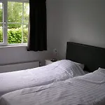 Spacious For 10 Baarle-Nassau