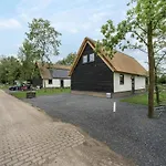 Spacious For 10 Dom wakacyjny Baarle-Nassau