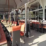 Dom wakacyjny Spacious For 10 Baarle-Nassau