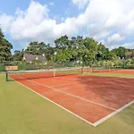 Spacious For 10 *