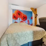 Spacious For 10 *