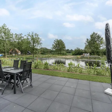 Spacious For 10 Holiday home *
