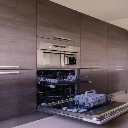 Holiday home Spacious For 10
