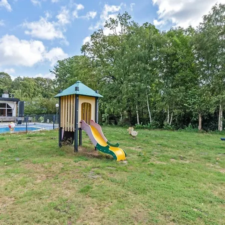 Spacious For 10 *