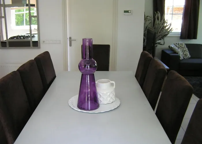 Σπίτι διακοπών Spacious 10-person In Quiet Baarle-Nassau