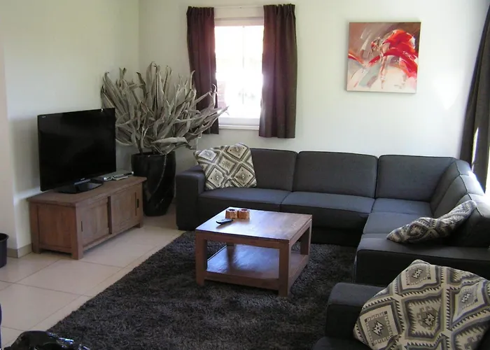 Σπίτι διακοπών Spacious 10-person In Quiet Baarle-Nassau