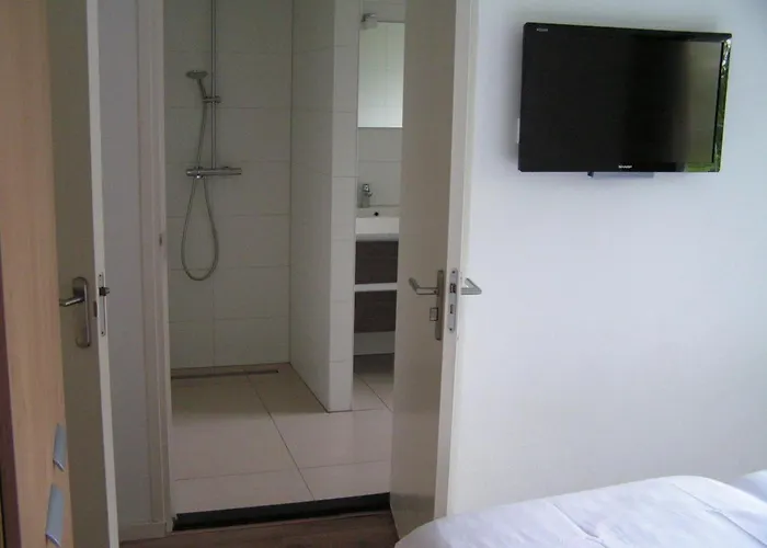 Σπίτι διακοπών Spacious 10-person In Quiet Baarle-Nassau