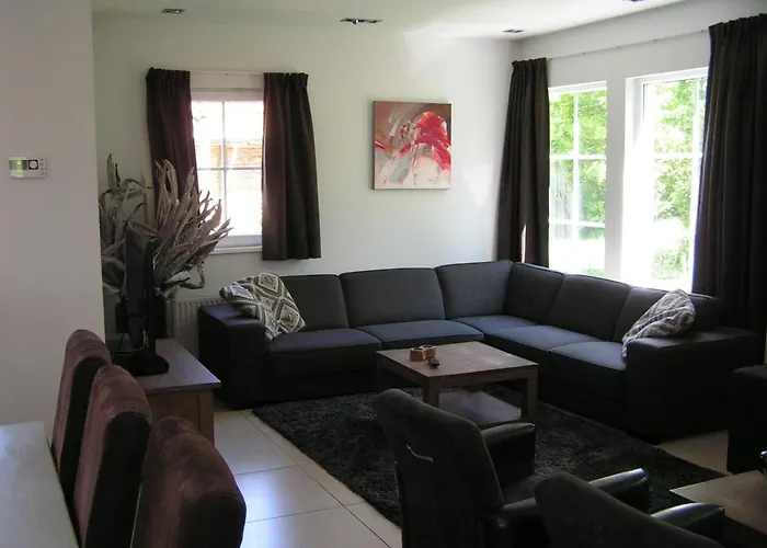 Σπίτι διακοπών Spacious 10-person In Quiet *