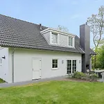 Feriehus Spacious For 10
