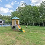 Spacious For 10 *
