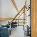 Spacious For 10 Feriehus *
