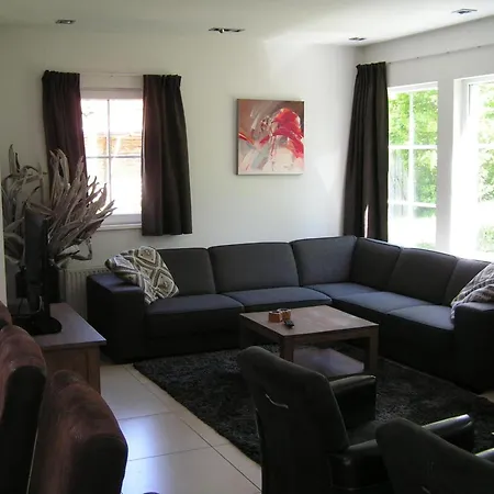 Dom wakacyjny Spacious 10-person In Quiet *