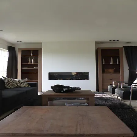 Dom wakacyjny Spacious 10-person In Quiet *